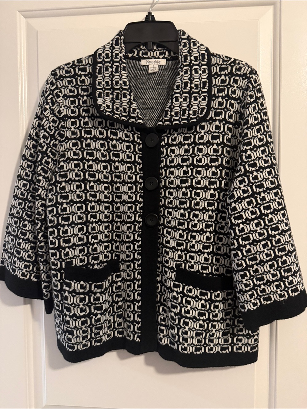 Hampshire Studio Black & White Patterned Knit Cardigan